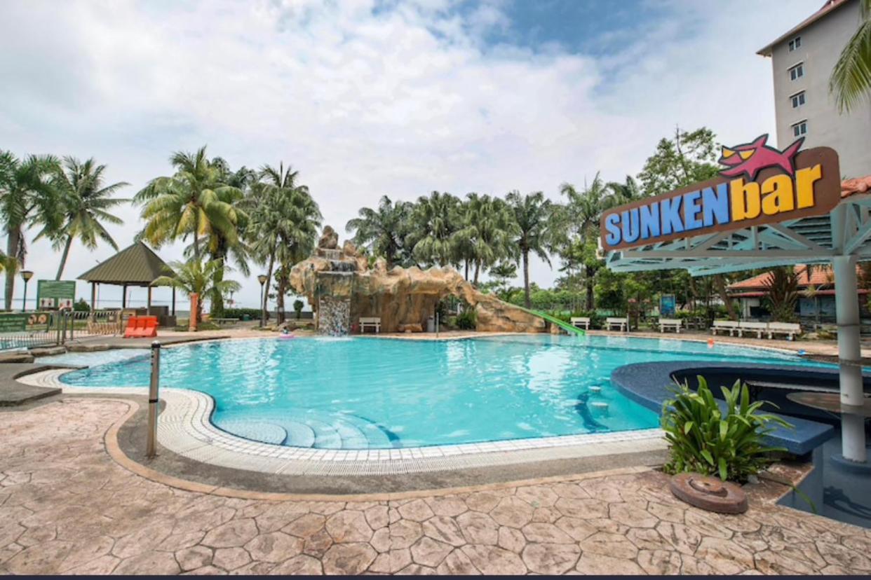 Entire Apartment 2Bedroom Port Dickson Glory Beach Kültér fotó